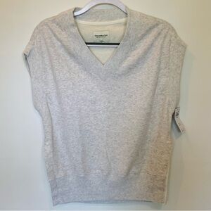 Abercrombie & Fitch sports top size XXS New with tags